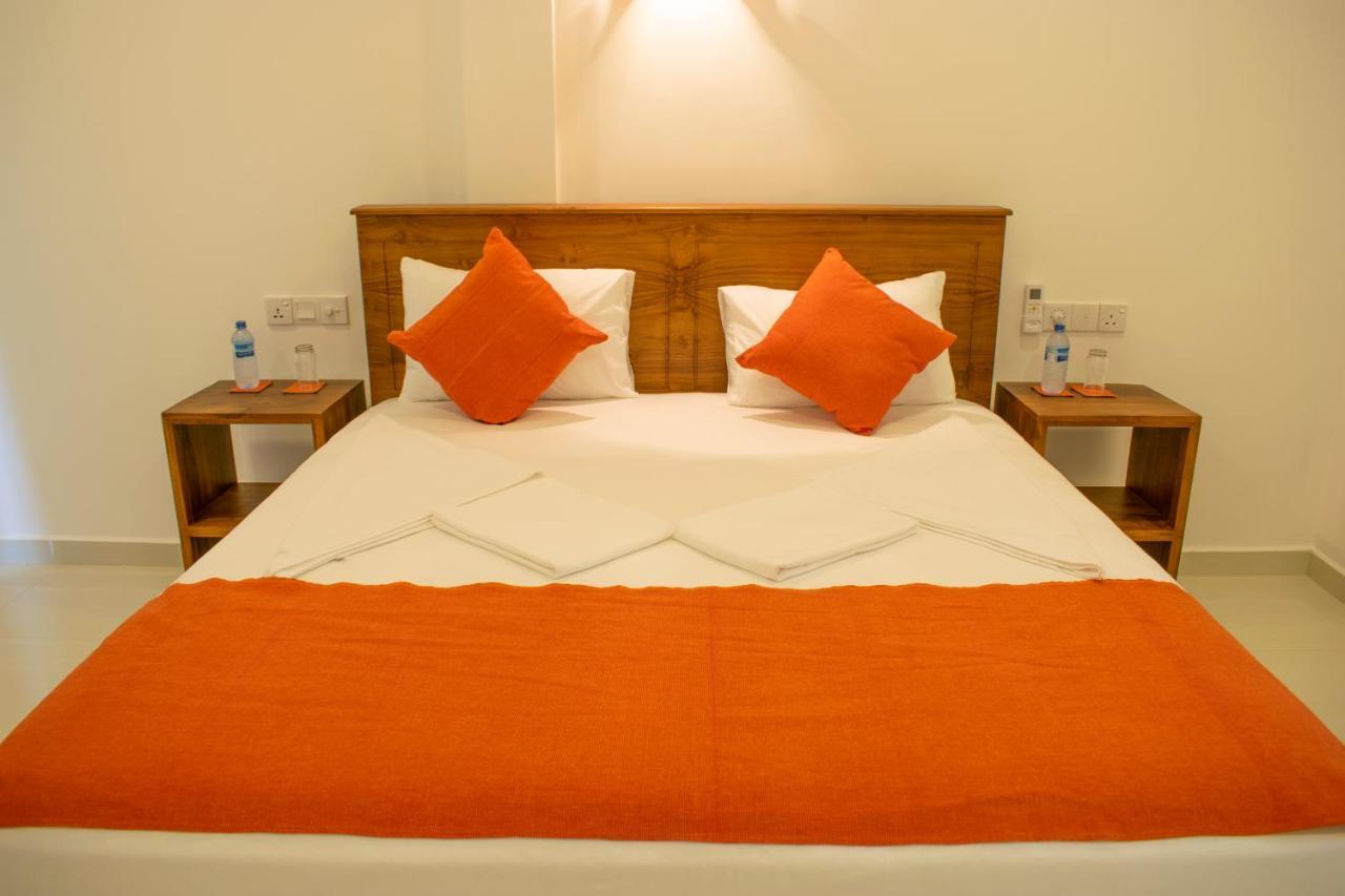 Lavinia Escapes Hotel Dehiwala-Mount Lavinia Luaran gambar
