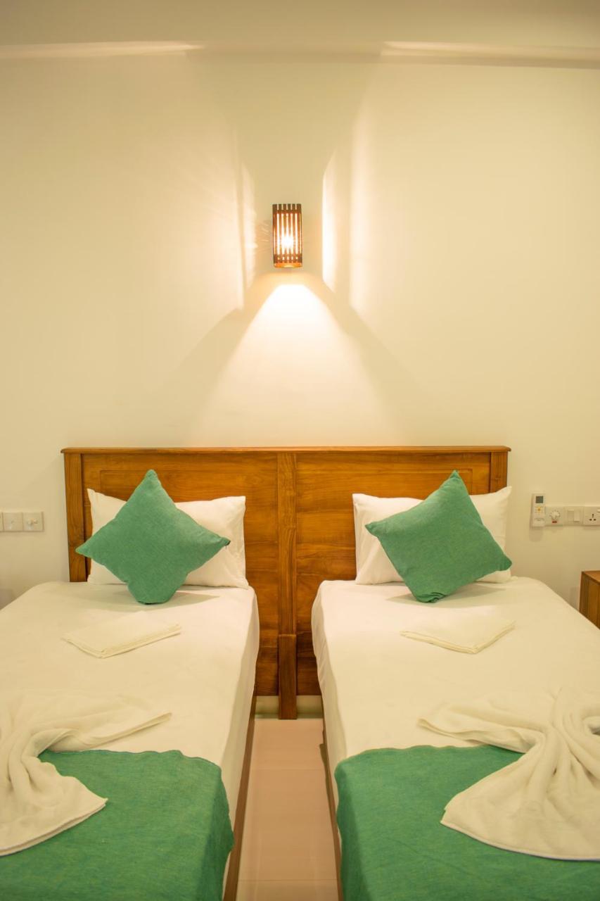 Lavinia Escapes Hotel Dehiwala-Mount Lavinia Luaran gambar