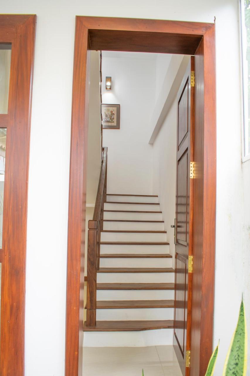 Lavinia Escapes Hotel Dehiwala-Mount Lavinia Luaran gambar
